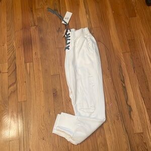 NWT DANCE & Marvel White Ripped Sweatpants Medium New